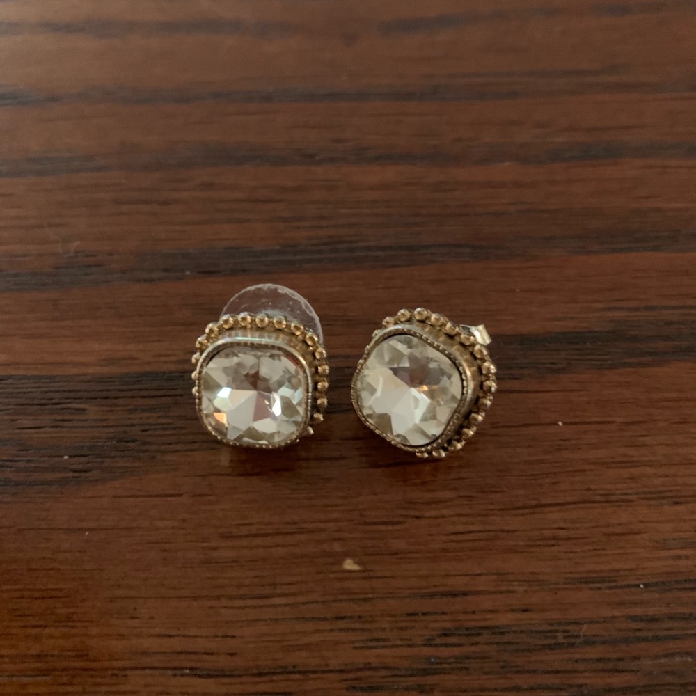 Diamond stud earrings
